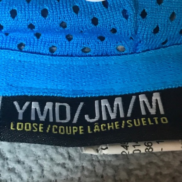 Boy's Under Armour Dri-Fit Pullover - Picture 4 of 4